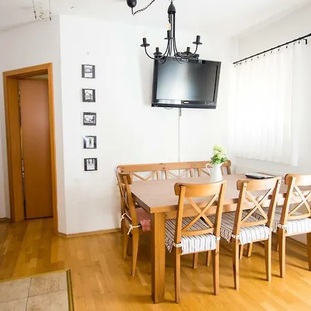Apartment Katarina *