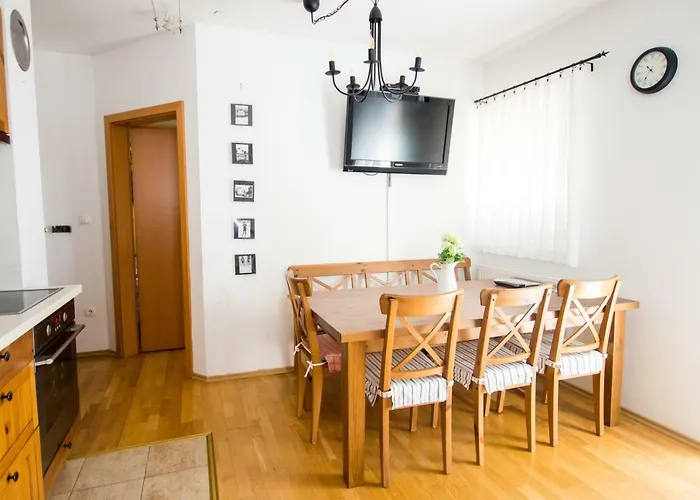 Apartment Katarina *